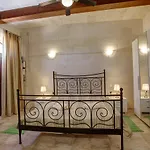 Country Views 3*