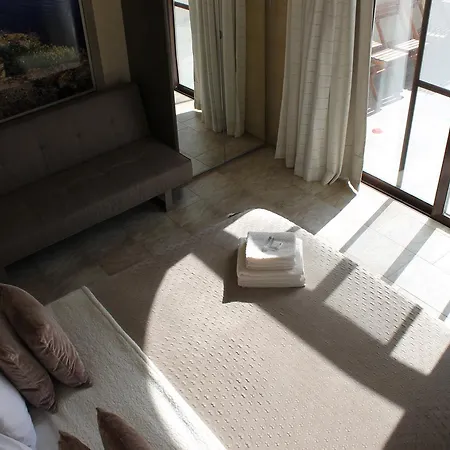 Bed and Breakfast Country Views Victoria