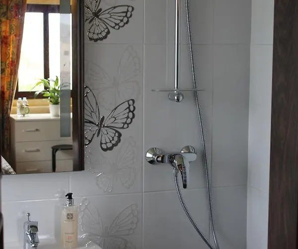 Country Views Victoria