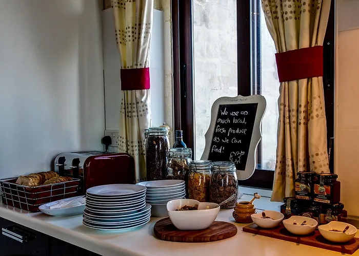 Country Views Bed & Breakfast 3*