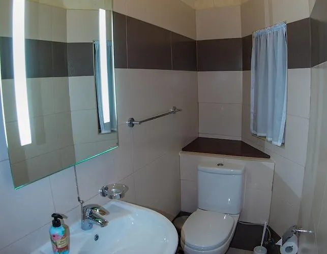 B&B Country Views 3*